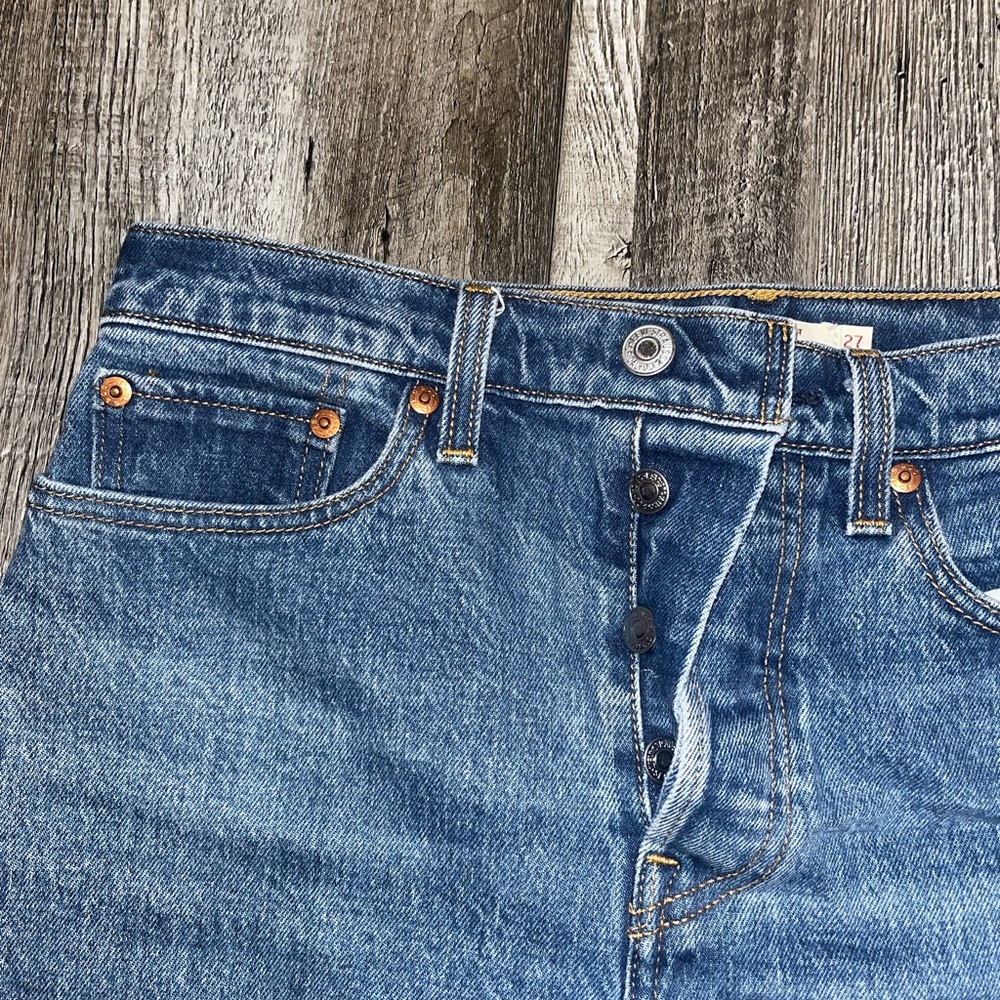 Levi’s Ripped Cuff Jeans - Picture 2 of 5